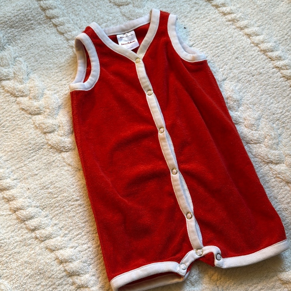 Baby bodysuit